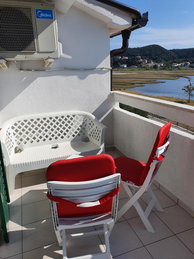 Apartmani Mira Supetarska Draga Buitenkant foto