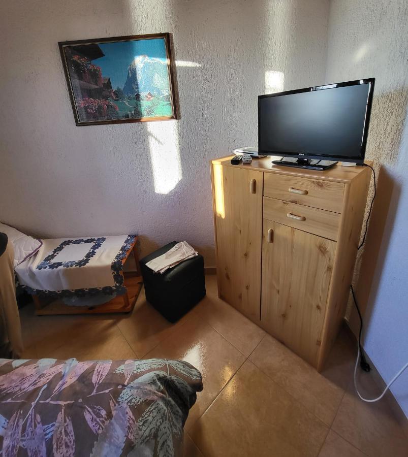 Apartmani Mira Supetarska Draga Buitenkant foto