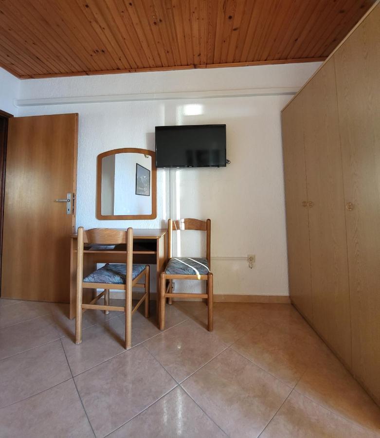 Apartmani Mira Supetarska Draga Buitenkant foto