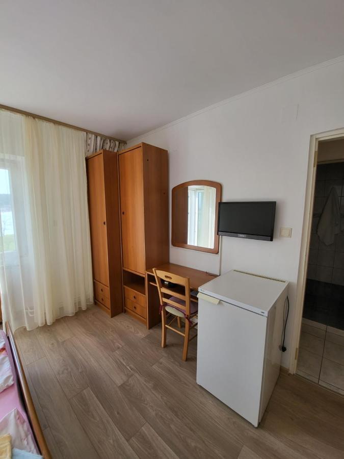 Apartmani Mira Supetarska Draga Buitenkant foto