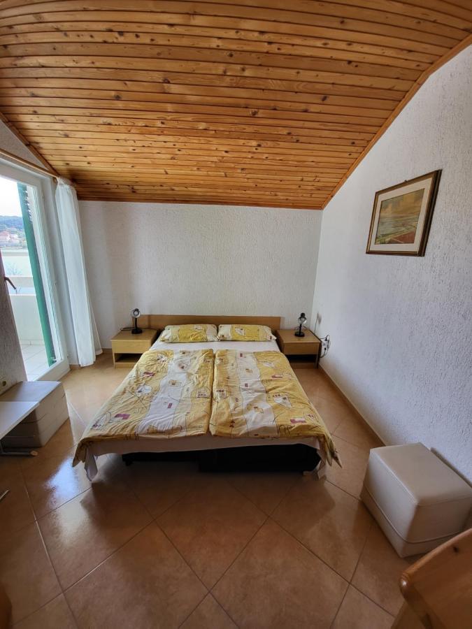 Apartmani Mira Supetarska Draga Buitenkant foto