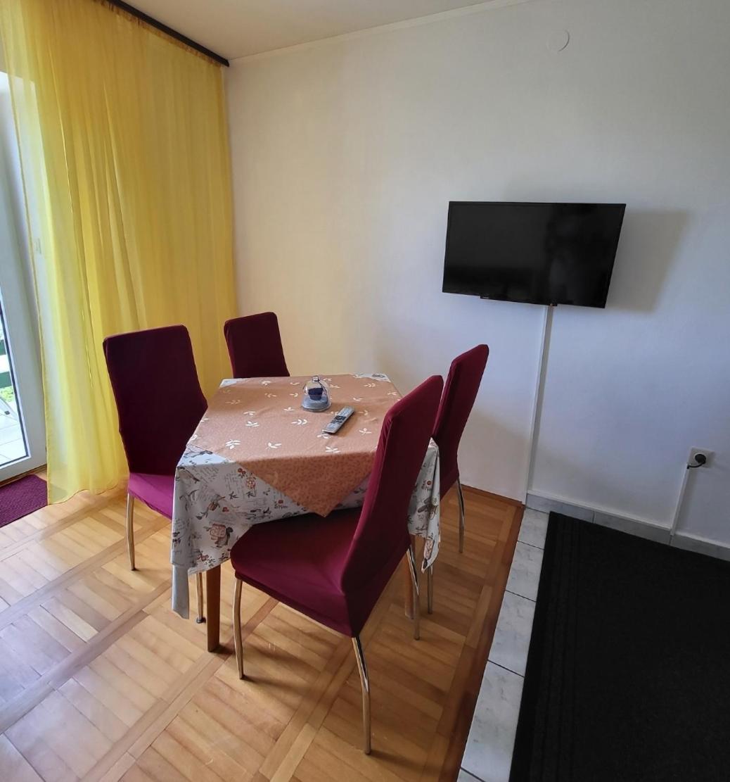 Apartmani Mira Supetarska Draga Buitenkant foto