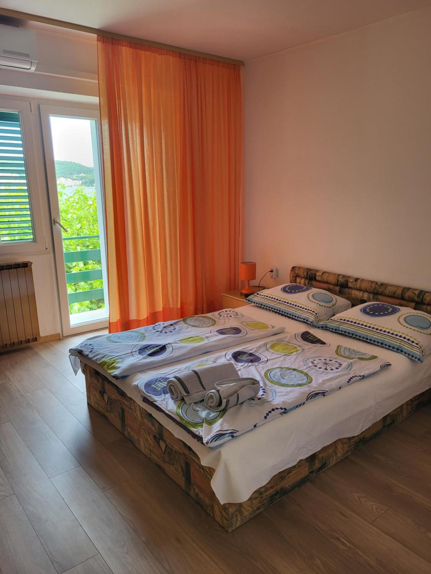 Apartmani Mira Supetarska Draga Buitenkant foto