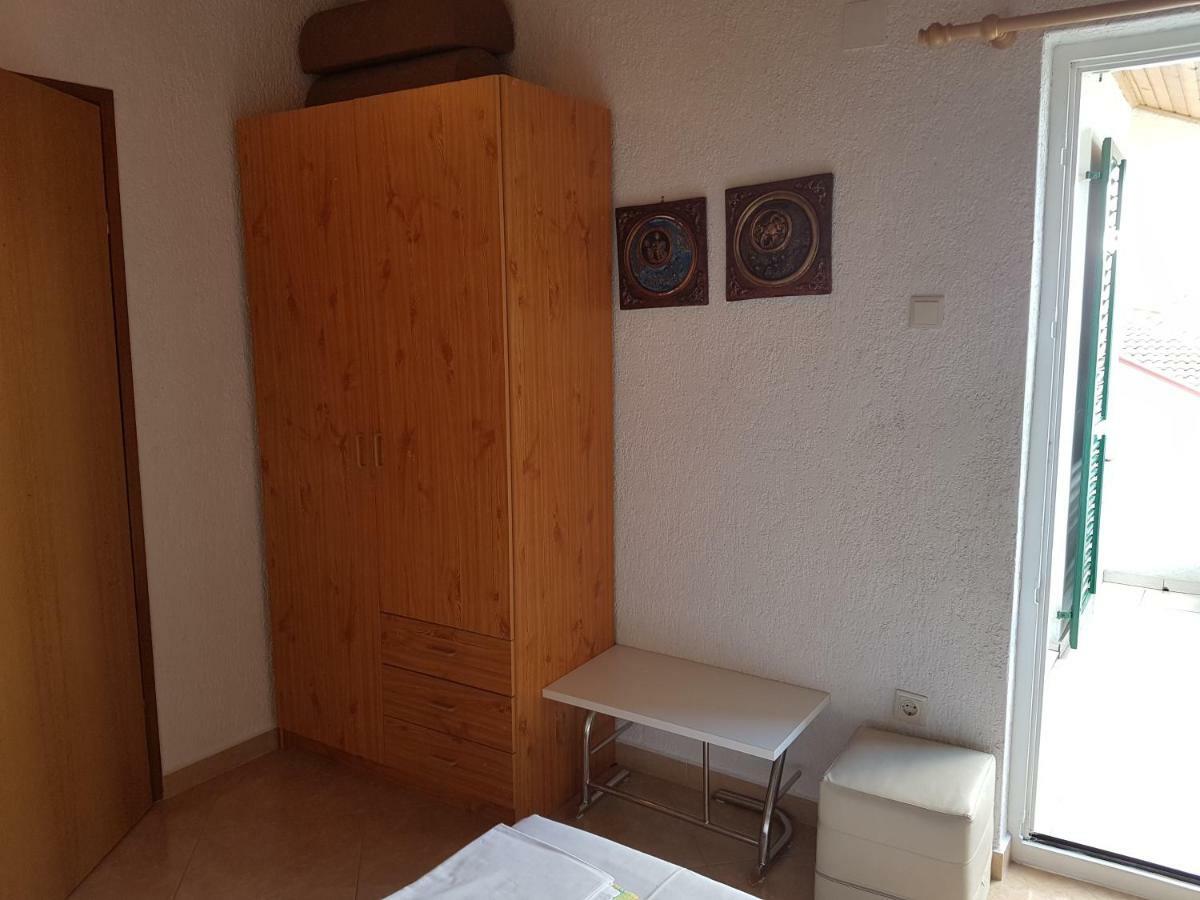 Apartmani Mira Supetarska Draga Buitenkant foto